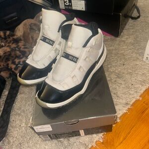 PS Retro Jordan 11 “Concord”